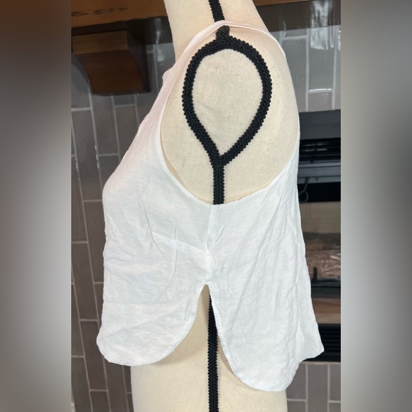 Urban Outfitters Silence + Noise White Halter Top Cropped Small - Picture 5 of 7